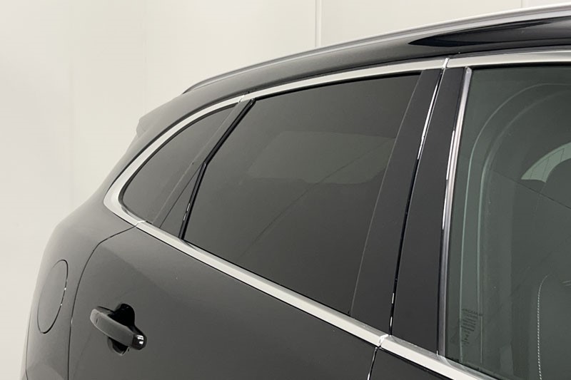 2023 (72) JAGUAR F-PACE 2.0 P400e R-Dynamic SE 5dr Auto AWD 4879569