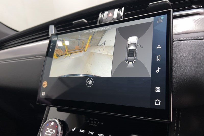 2023 (72) JAGUAR F-PACE 2.0 P400e R-Dynamic SE 5dr Auto AWD 4879550