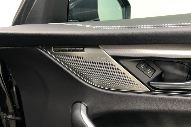 2023 (72) JAGUAR F-PACE 2.0 P400e R-Dynamic SE 5dr Auto AWD 4879536