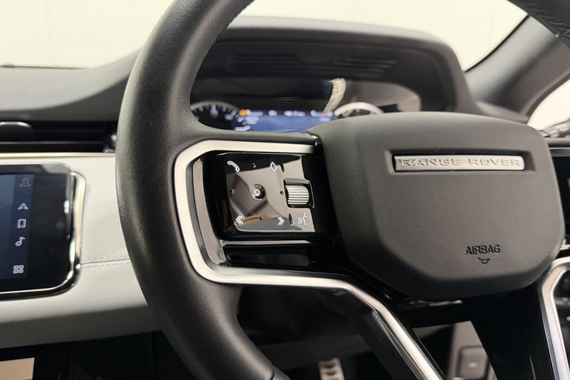 2022 (72) LAND ROVER RANGE ROVER EVOQUE 2.0 D200 R-Dynamic SE 5dr Auto 4886608