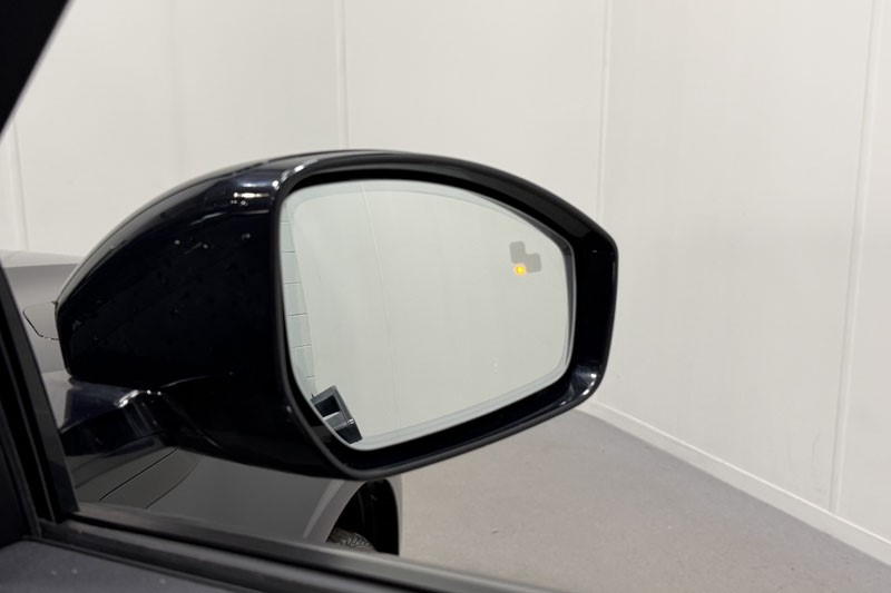 2022 (72) LAND ROVER RANGE ROVER EVOQUE 2.0 D200 R-Dynamic SE 5dr Auto 4886604