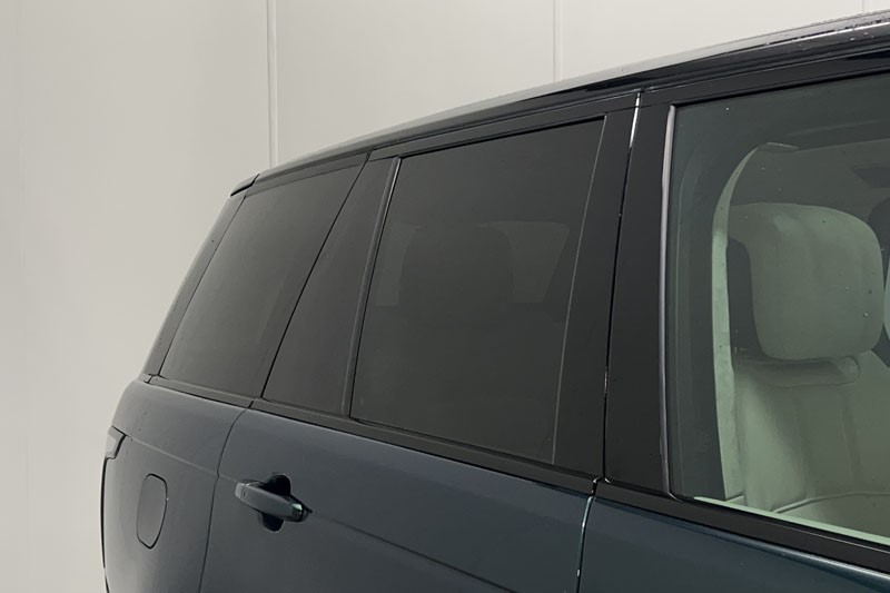 2021 (71) LAND ROVER RANGE ROVER 3.0 D300 Westminster Black 4dr Auto 4859999