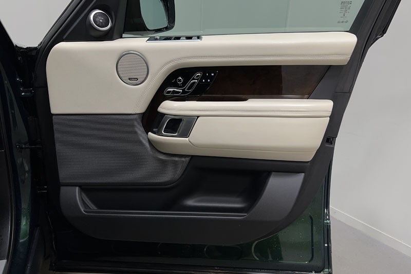 2021 (71) LAND ROVER RANGE ROVER 3.0 D300 Westminster Black 4dr Auto 4859959