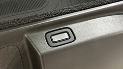 2022 (72) LAND ROVER RANGE ROVER 3.0 P400 SE 4dr Auto 4865303