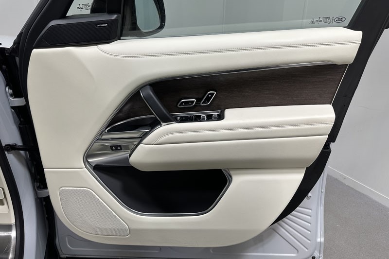 2022 (72) LAND ROVER RANGE ROVER 3.0 P400 SE 4dr Auto 4865267