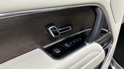 2022 (72) LAND ROVER RANGE ROVER 3.0 P400 SE 4dr Auto 4865299