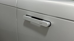 2022 (72) LAND ROVER RANGE ROVER 3.0 P400 SE 4dr Auto 4865309