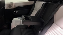 2023 (73) LAND ROVER DISCOVERY 3.0 D300 R-Dynamic HSE 5dr Auto 4855707