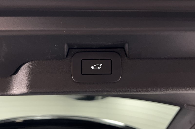 2023 (73) LAND ROVER DISCOVERY 3.0 D300 R-Dynamic HSE 5dr Auto 4855712