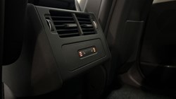 2023 (73) LAND ROVER DISCOVERY 3.0 D300 R-Dynamic HSE 5dr Auto 4855706