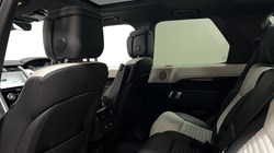 2023 (73) LAND ROVER DISCOVERY 3.0 D300 R-Dynamic HSE 5dr Auto 4855703