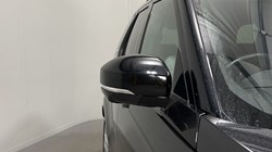 2023 (73) LAND ROVER DISCOVERY 3.0 D300 R-Dynamic HSE 5dr Auto 4855719