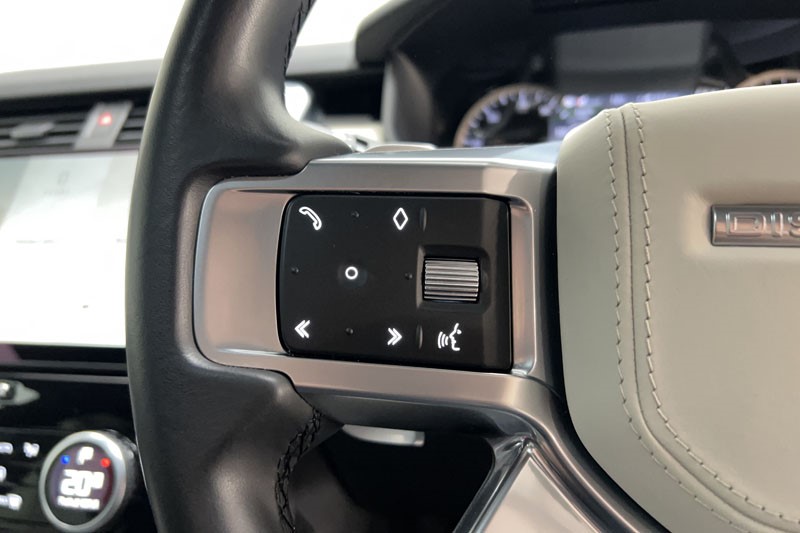 2023 (73) LAND ROVER DISCOVERY 3.0 D300 R-Dynamic HSE 5dr Auto 4855685