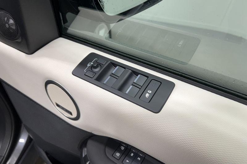 2023 (73) LAND ROVER DISCOVERY 3.0 D300 R-Dynamic HSE 5dr Auto 4855678