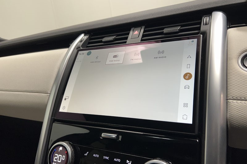 2023 (73) LAND ROVER DISCOVERY 3.0 D300 R-Dynamic HSE 5dr Auto 4855695