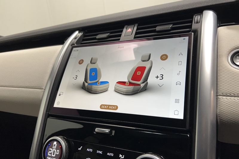 2023 (73) LAND ROVER DISCOVERY 3.0 D300 R-Dynamic HSE 5dr Auto 4855698