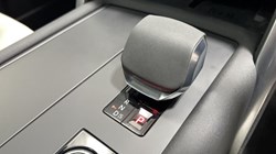 2023 (73) LAND ROVER DISCOVERY 3.0 D300 R-Dynamic HSE 5dr Auto 4855687