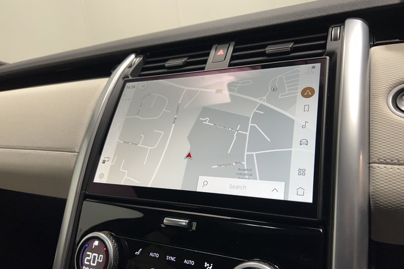 2023 (73) LAND ROVER DISCOVERY 3.0 D300 R-Dynamic HSE 5dr Auto 4855694