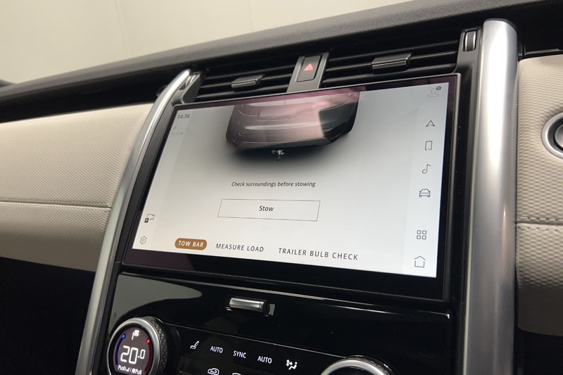 2023 (73) LAND ROVER DISCOVERY 3.0 D300 R-Dynamic HSE 5dr Auto 4855699