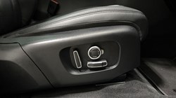 2024 (74) LAND ROVER RANGE ROVER EVOQUE 2.0 D200 Autobiography 5dr Auto 4877331