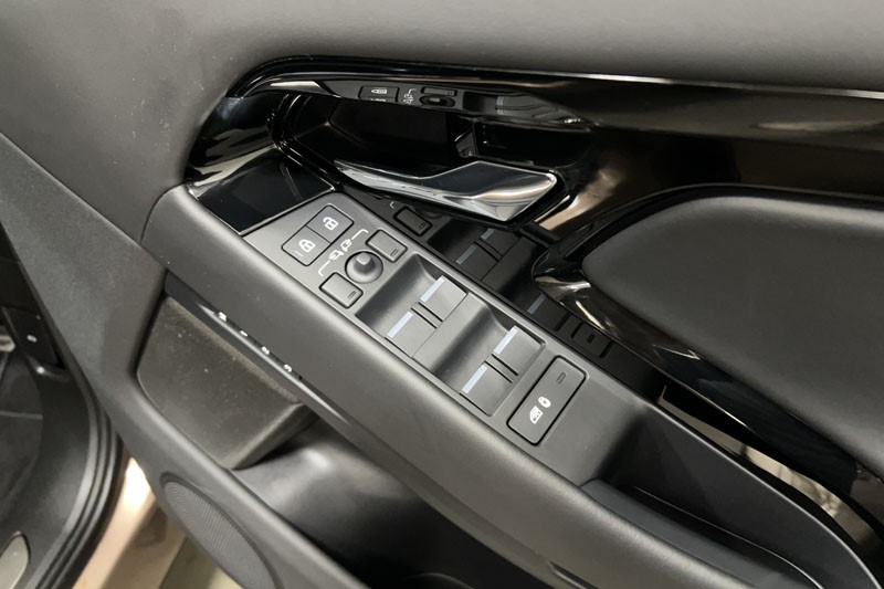 2024 (74) LAND ROVER RANGE ROVER EVOQUE 2.0 D200 Autobiography 5dr Auto 4877329