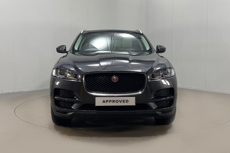 2020 (70) JAGUAR F-PACE 2.0d Portfolio 5dr Auto AWD 4879050