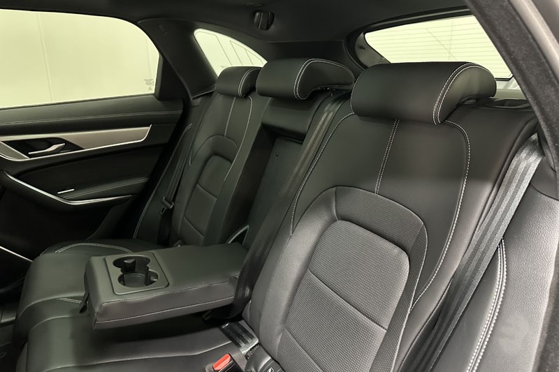 2024 (24) JAGUAR F-PACE 2.0 P250 R-Dynamic SE Black 5dr Auto AWD 4885133