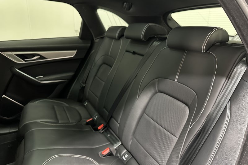 2024 (24) JAGUAR F-PACE 2.0 P250 R-Dynamic SE Black 5dr Auto AWD 4885131