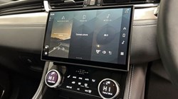 2024 (24) JAGUAR F-PACE 2.0 D200 R-Dynamic SE Black 5dr Auto AWD 4860907