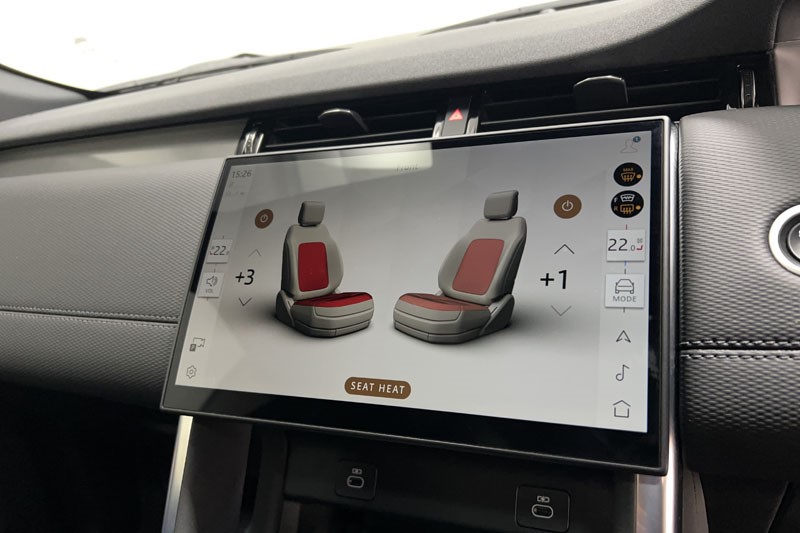 2024 (24) LAND ROVER DISCOVERY SPORT 2.0 D200 Dynamic SE 5dr Auto [7 Seat] 4878296