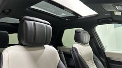 2023 (23) LAND ROVER DISCOVERY 3.0 D300 R-Dynamic HSE 5dr Auto 4864022