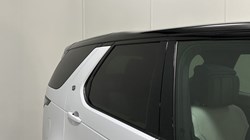 2023 (23) LAND ROVER DISCOVERY 3.0 D300 R-Dynamic HSE 5dr Auto 4864050