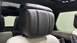 2023 (23) LAND ROVER DISCOVERY 3.0 D300 R-Dynamic HSE 5dr Auto 4864021