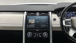 2023 (23) LAND ROVER DISCOVERY 3.0 D300 R-Dynamic HSE 5dr Auto 4864012