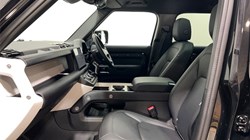 2024 (74) LAND ROVER DEFENDER 3.0 D250 X-Dynamic SE 110 5dr Auto 4855523