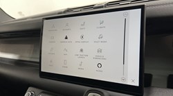 2024 (74) LAND ROVER DEFENDER 3.0 D250 X-Dynamic SE 110 5dr Auto 4855553