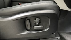 2024 (74) LAND ROVER DEFENDER 3.0 D250 X-Dynamic SE 110 5dr Auto 4855537