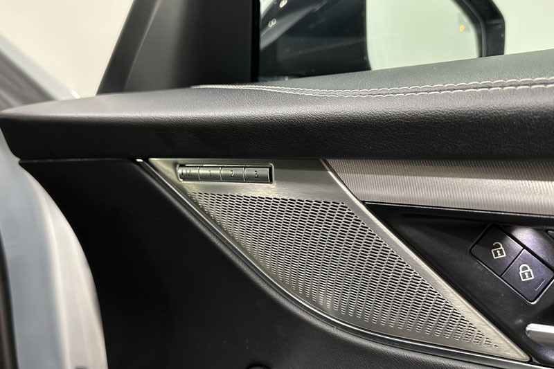 2021 (71) JAGUAR F-PACE 2.0 P400e R-Dynamic SE 5dr Auto AWD 4884813