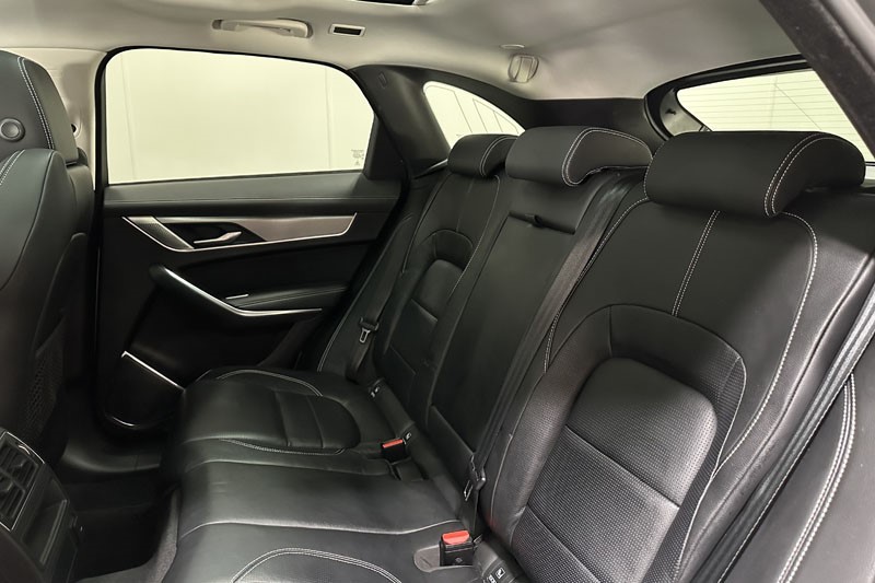 2021 (71) JAGUAR F-PACE 2.0 P400e R-Dynamic SE 5dr Auto AWD 4884834