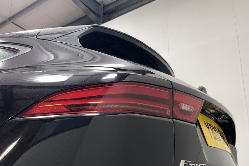 2019 (19) JAGUAR E-PACE 2.0d [180] S 5dr Auto 4878789