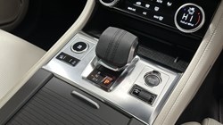 2024 (24) JAGUAR F-PACE 2.0 D200 R-Dynamic HSE Black 5dr Auto AWD 4863562