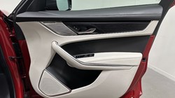 2024 (24) JAGUAR F-PACE 2.0 D200 R-Dynamic HSE Black 5dr Auto AWD 4863552