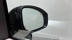 2023 (73) LAND ROVER DISCOVERY 3.0 D300 Dynamic HSE 5dr Auto 4919772