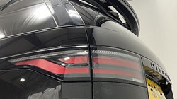 2023 (73) LAND ROVER DISCOVERY 3.0 D300 Dynamic HSE 5dr Auto 4919803