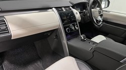 2023 (73) LAND ROVER DISCOVERY 3.0 D300 Dynamic HSE 5dr Auto 4919792