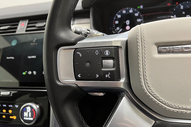 2023 (73) LAND ROVER DISCOVERY 3.0 D300 Dynamic HSE 5dr Auto 4919779