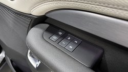 2023 (73) LAND ROVER DISCOVERY 3.0 D300 Dynamic HSE 5dr Auto 4919770