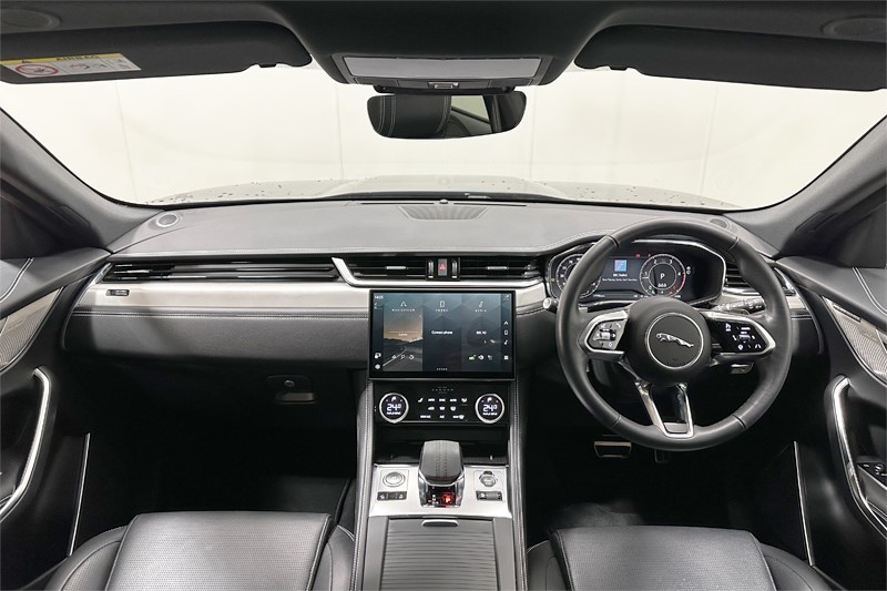 2024 (73) JAGUAR F-PACE 2.0 D200 R-Dynamic SE Black 5dr Auto AWD 4897208