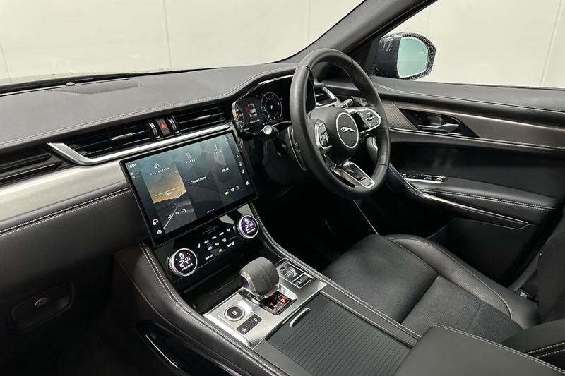 2024 (73) JAGUAR F-PACE 2.0 D200 R-Dynamic SE Black 5dr Auto AWD 4897233