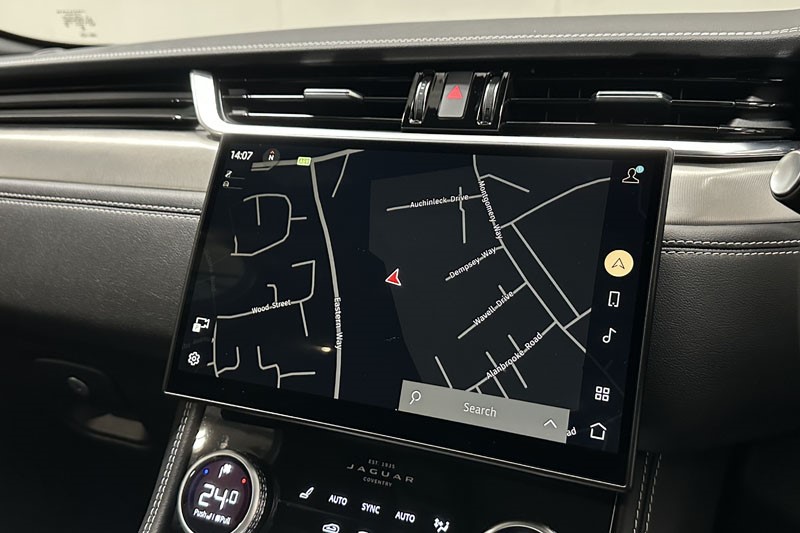 2024 (73) JAGUAR F-PACE 2.0 D200 R-Dynamic SE Black 5dr Auto AWD 4897226